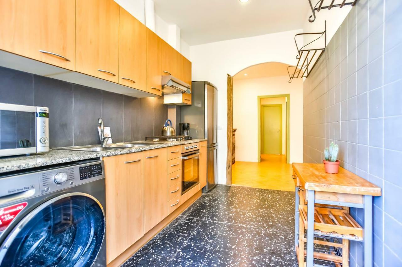 Basic Platja Apartment Barcelona Exterior photo